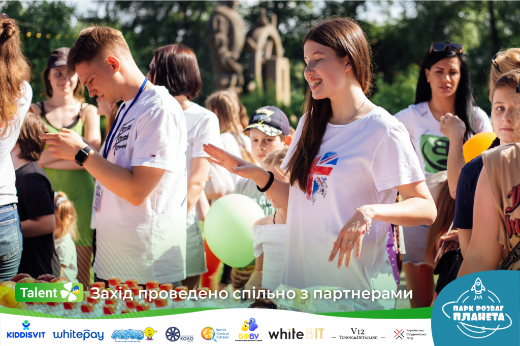 volunteers talent foundation 32